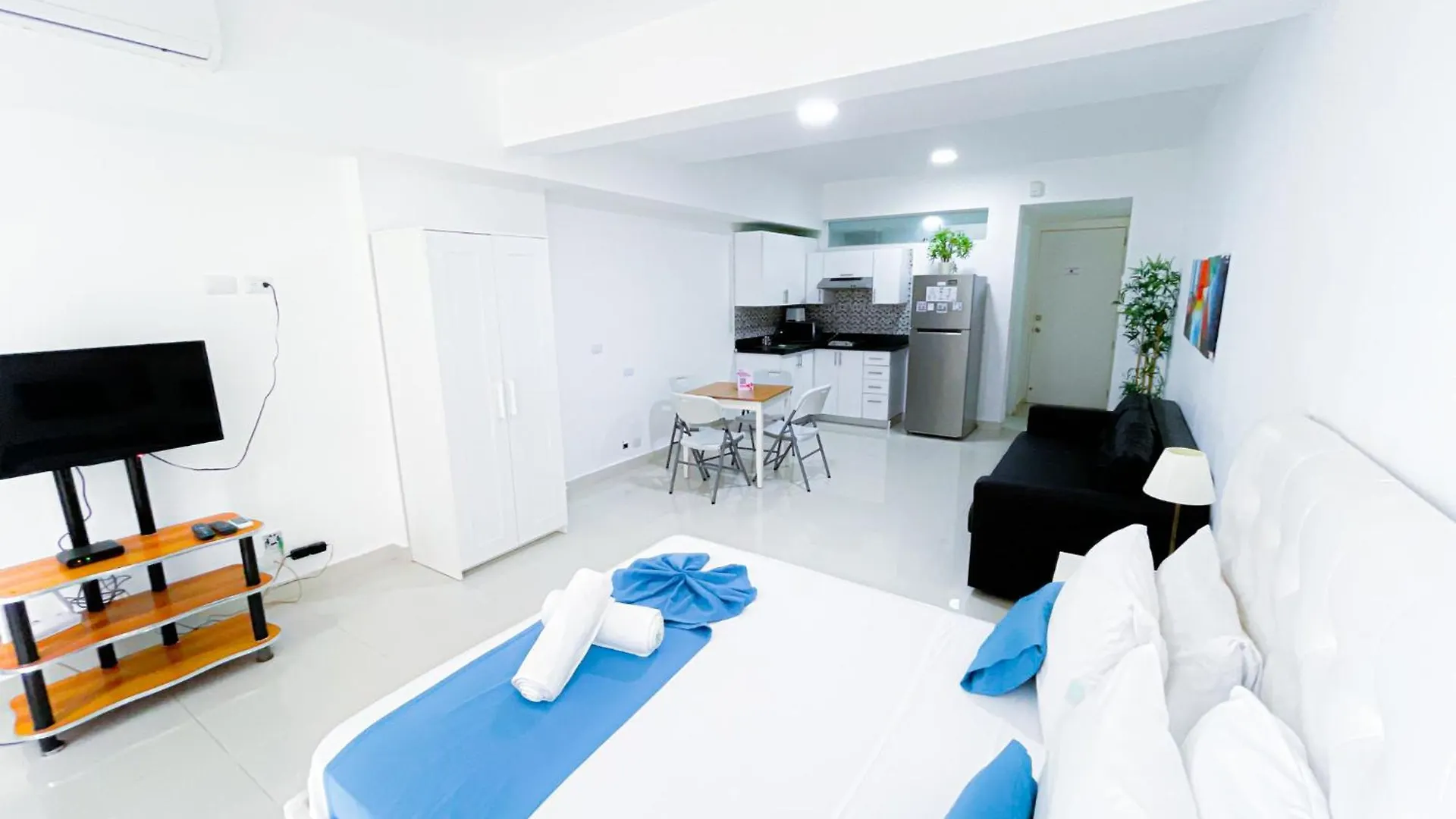 Azure Suites & Stuios Hotel Rooftop Pool Dukassi Sol Caribe Beach Club & Spa Punta Cana