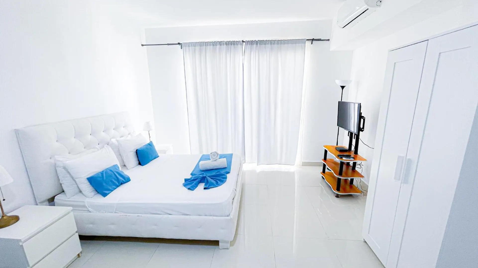 Azure Suites & Stuios Hotel Rooftop Pool Dukassi Sol Caribe Beach Club & Spa Punta Cana